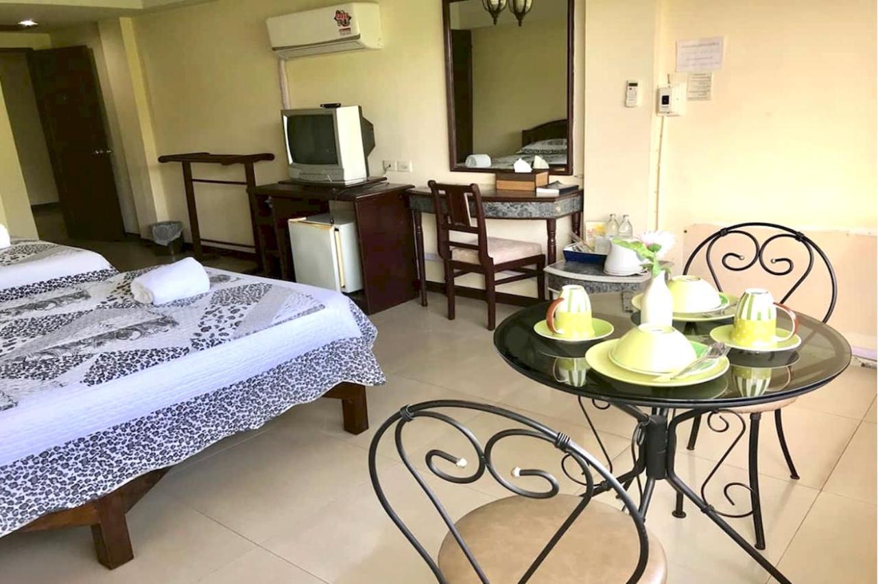 Oyo 903 Madame Kim Hostel Lampang Exterior photo